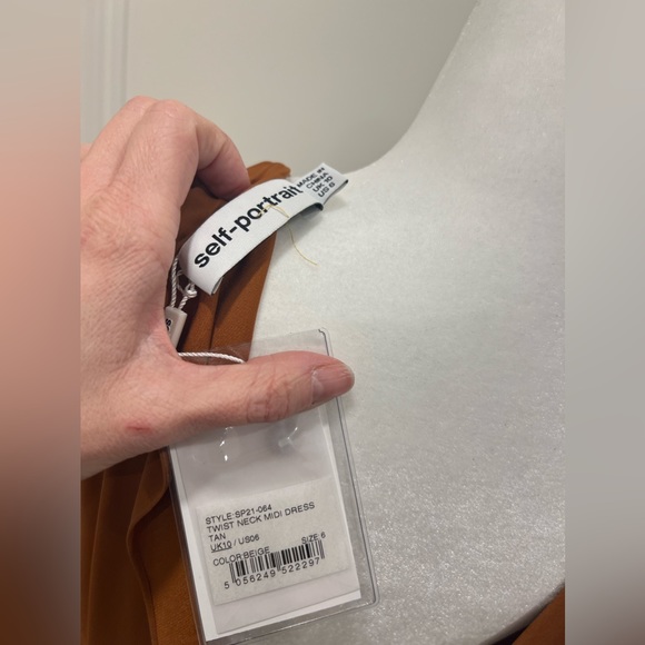 Self portrait dress. Midi to maxi length. Size 6 bnwt - Picture 3 of 5